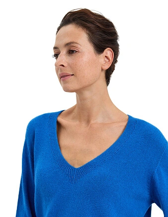 Джемпер Cashmere&Merino blend V-вырез, цвет синий ультрамарин, фото 2
