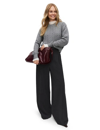 Джемпер с орнаментом "косы" укороченный, цвет светло-серый меланж, фото 3