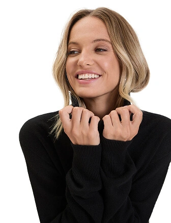 Свитер женский Cashmere&Merino blend oversize, цвет черный, фото 2