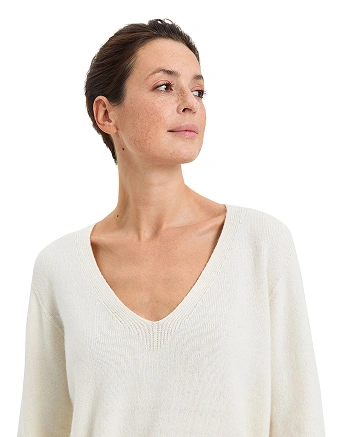 Джемпер Cashmere&Merino blend V-вырез, цвет молочный, фото 2
