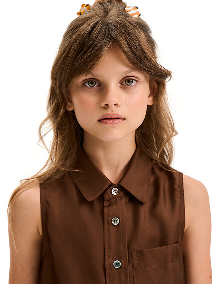 Блуза SILK для девочки без рукавов, цвет шоколад, фото 2