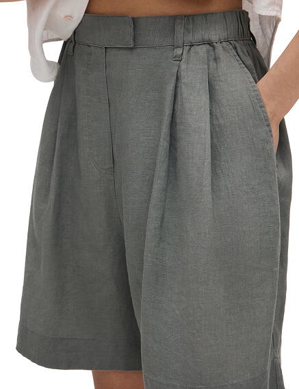 LINEN Шорты женские удлиненные, цвет пыльно серо-зеленый, фото 3