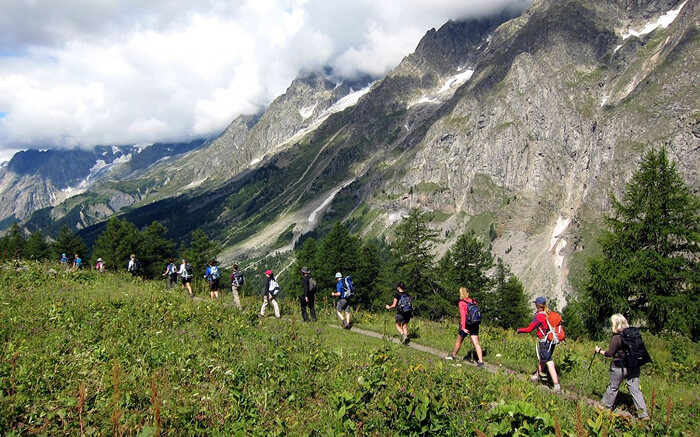 Как выбрать одежду для треккинга и хайкинга?