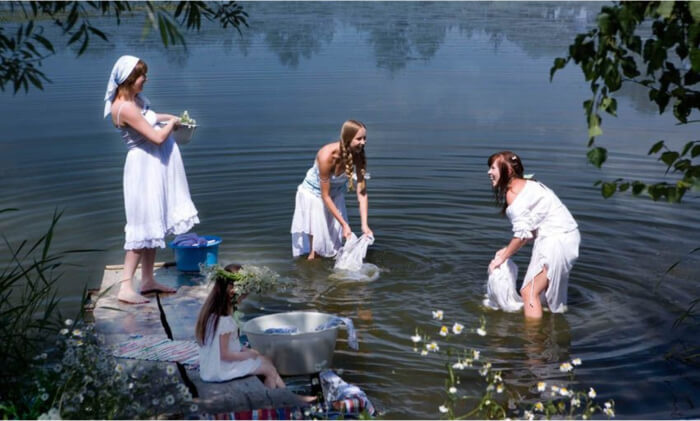 1649522885_9-vsegda-pomnim-com-p-stirka-na-reke-foto-10 (1).jpg